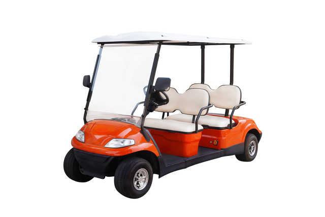 Duas pessoas ficam feridas quando carrinhos de golfe batem de lado na ponte Morse