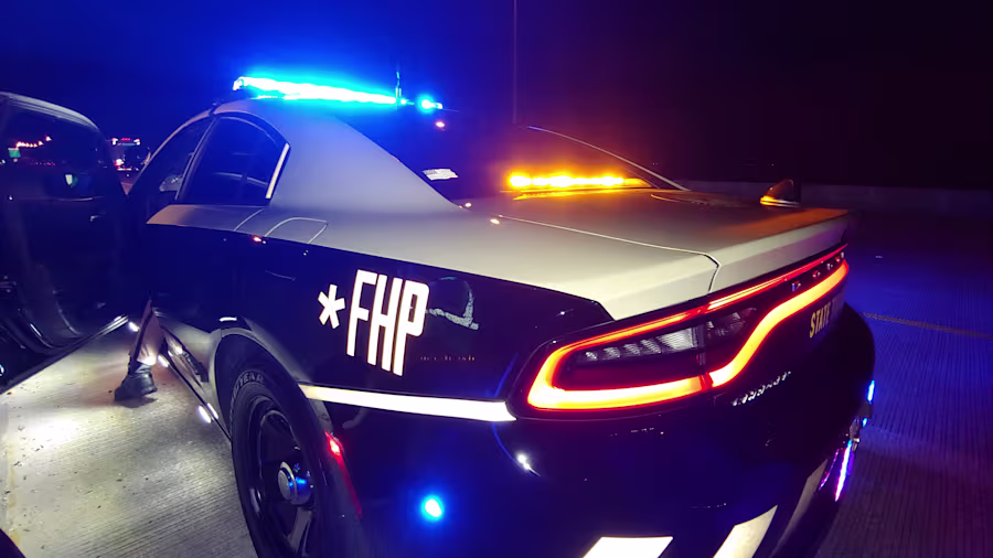 Homem morre após acidente na Alligator Alley, no Condado de Collier