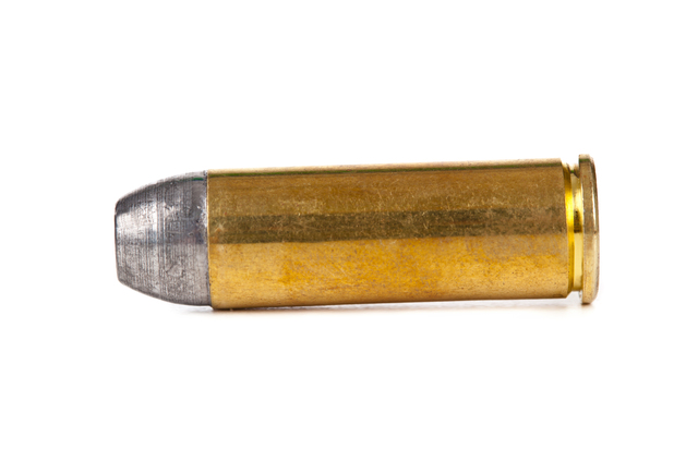 Adolescente baleado e outro ferido após acidente de carro em Orange County, segundo a polícia