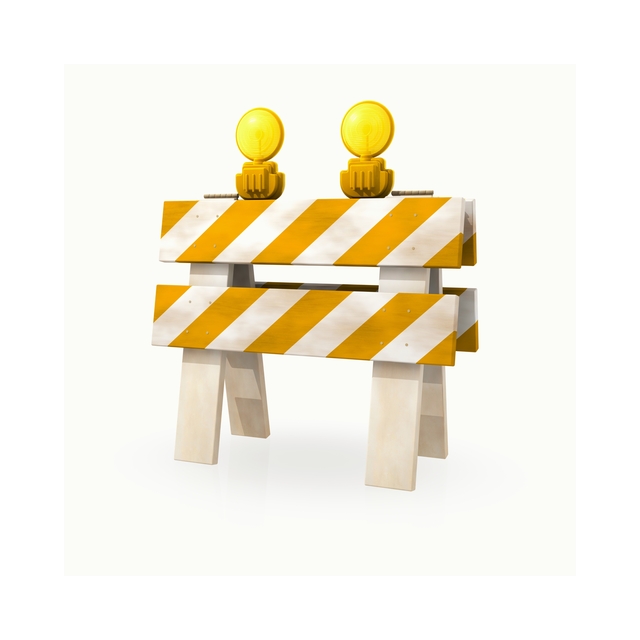 Caminhonete bate em árvore e banheira no condado de Escambia