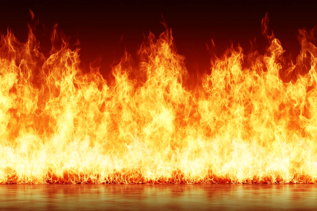 Bombeiros do condado de Walton respondem a incêndio em estrutura em Freeport