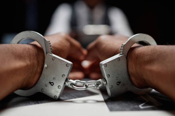 Marido de Ocala detido após confrontar e agredir o namorado da esposa durante a troca de custódia