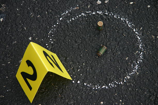 Suspeito armado ferido por um policial em Gainesville