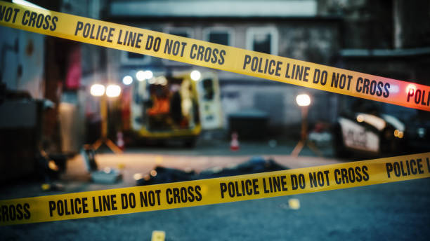 Três detidos após roubo de carro à mão armada que provoca acidente e perseguição policial em Miami