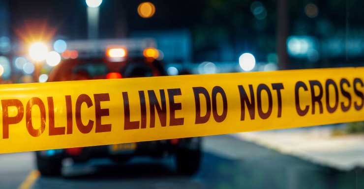 Adolescente de 15 anos é preso após polícia afirmar que ele matou o irmão e abandonou o corpo perto de canal em Dania Beach