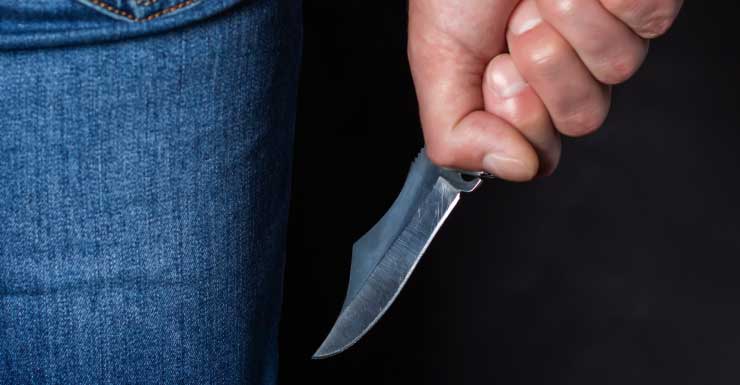 Adolescente é preso por esfaquear fatalmente jovem de 14 anos em Oakland Park, dizem autoridades.