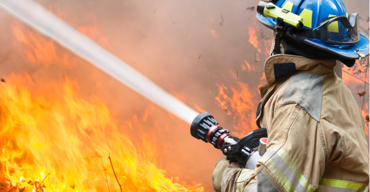 Bombeiros respondem a incêndio em residência no Condado de Jackson; nenhum ferido foi registrado