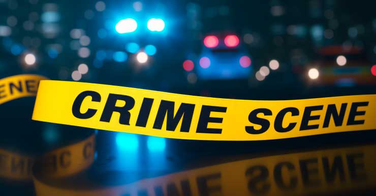 Enfermeira encontra homem esfaqueado até a morte em quintal no Condado de Escambia; mulher é procurada para interrogatório