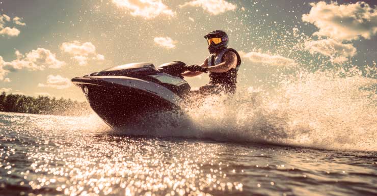 Homem de 49 anos morre após acidente com moto aquática em canal de Boynton Beach