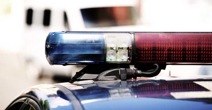 Homem de Ocala é preso após supostamente bater a cabeça da namorada contra a parede e enforcá-la com a camisa