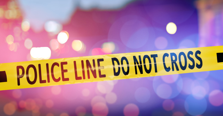 Homem mata mulher a tiros e se barricada em casa em Homosassa, dizem autoridades