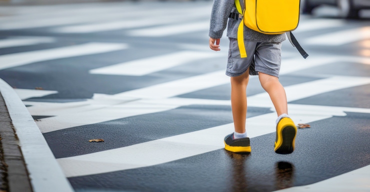 Menina de 11 Anos é Atropelada Perto de Ponto de Ônibus em Port St. Lucie