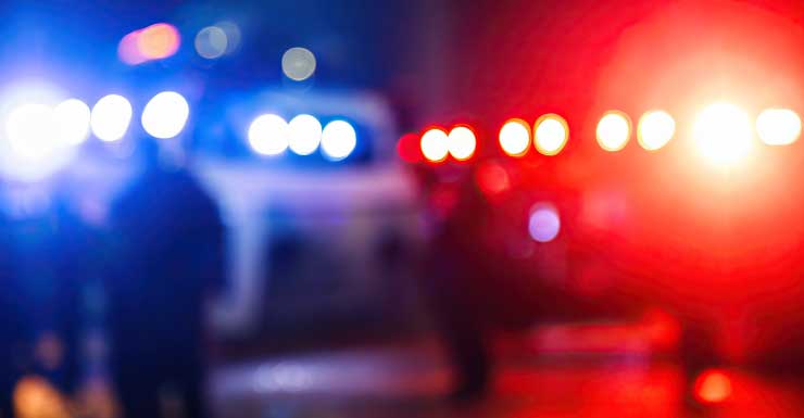 Mulher embriagada de Ocala supostamente ataca namorado com chave inglesa e chave de fenda.