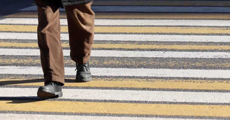 Pedestre de 55 anos morre após ser atropelado em Escambia County.