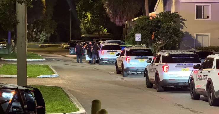 Adolescente de 17 anos morre e 5 ficam feridos em tiroteio em Tampa, diz TPD