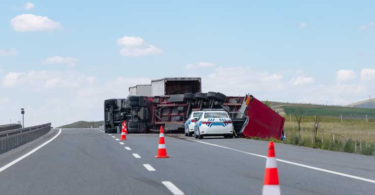 Alerta de Trânsito Congestionamento após caminhão basculante capotar na I-10, a oeste da I-295