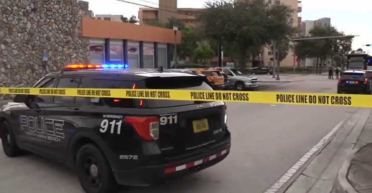 Homem armado com faca é baleado e está estável após avançar contra policiais em North Miami Beach, dizem autoridades