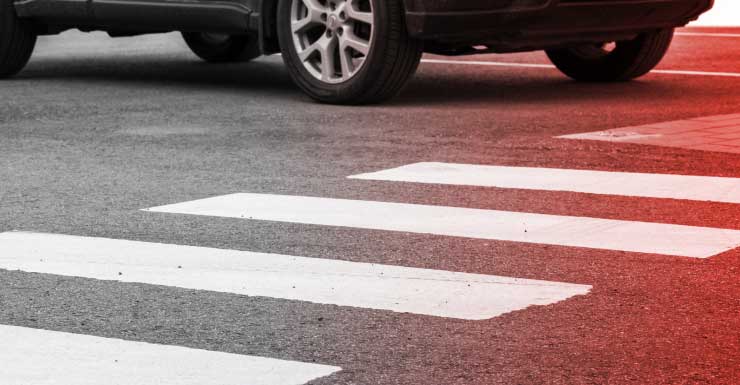 Homem de St. Pete morre após ser atropelado ao tentar atravessar rodovia, diz Patrulha Rodoviária da Flórida