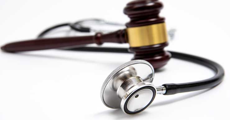 Mulher é presa no Condado de Martin por praticar medicina sem licença