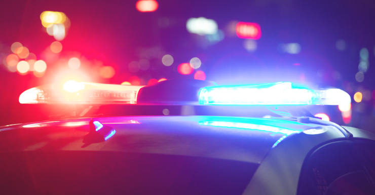 Mulher em Miami agride idosa após perguntar à polícia ‘Quanto seria a fiança se eu a batesse’