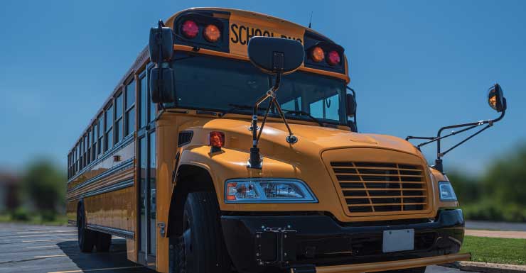 Ônibus escolar se envolve em acidente na US 441, no condado de Okeechobee