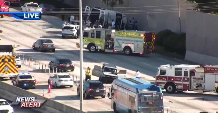 Todas as pistas norte da I-95 fechadas na 79th Street após acidente envolvendo vários veículos