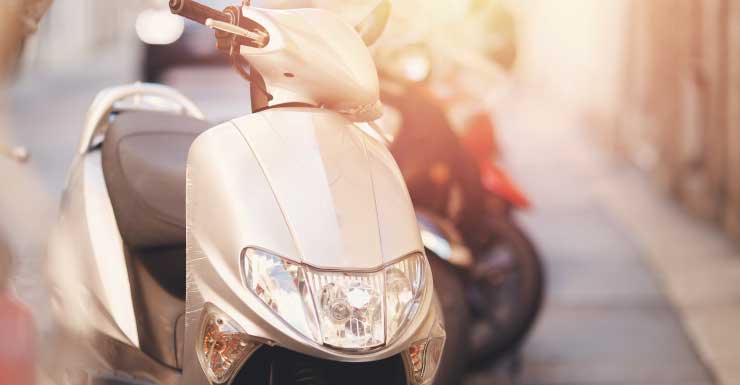 Condutor de patinete morre após ser atingido por carro na Crosstown Parkway