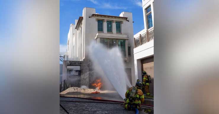 Incêndio em residência em Alys Beach