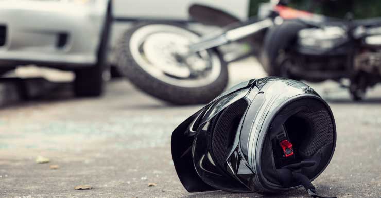 Vias são reabertas em Ocala após motociclista morrer em acidente