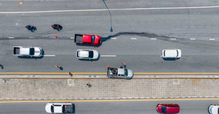 Acidente fecha pistas sentido leste da Tamiami Trail East em Collier County