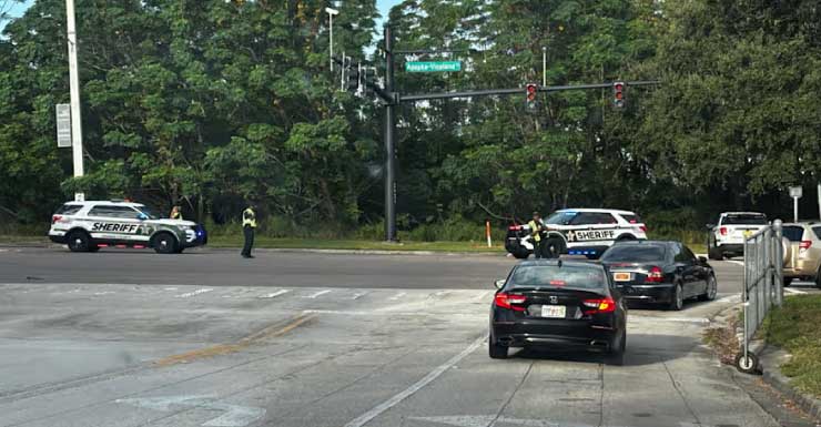 Adolescente é atropelada perto da Olympia High School, no Condado de Orange