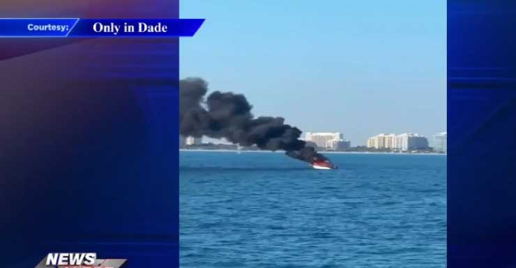 Barco pega fogo em Bear Cut; não há feridos