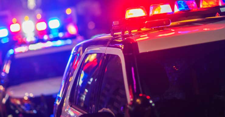 Homem de 23 anos é preso após atirar e ferir pessoa em festa em DeLand, diz polícia