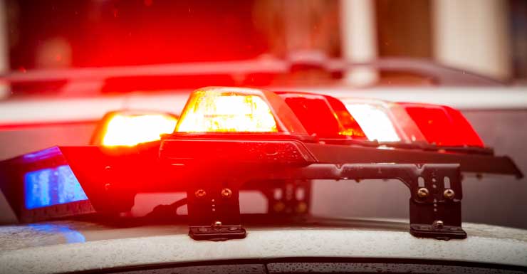Homem fere menina ao quebrar janela durante incidente de fúria no trânsito em Sunny Isles Beach, dizem policiais