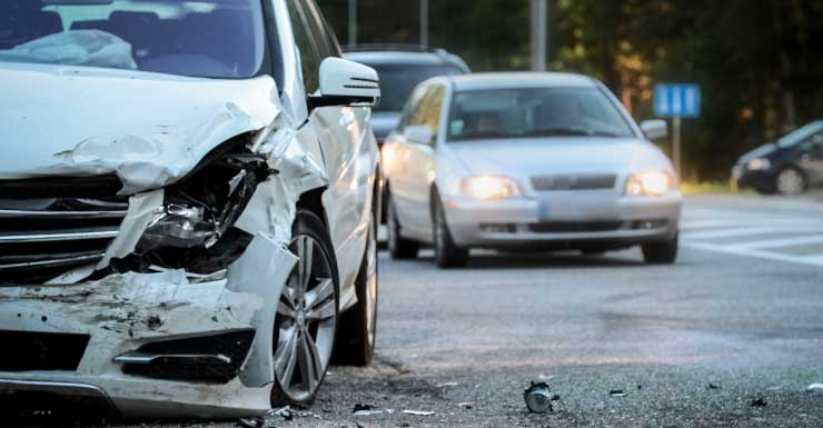 Homem morre em acidente causado por motorista que tentava ultrapassar outro veículo