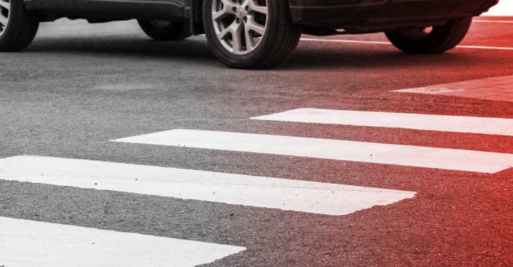Pessoa fica ferida ao tentar atravessar trilhos entre vagões em West Palm Beach