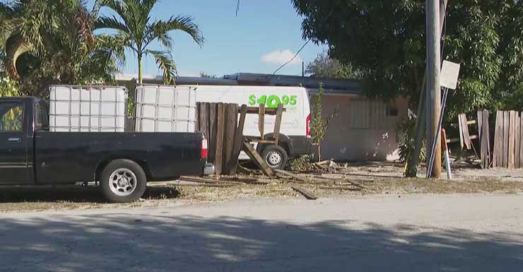 Um ferido e dois algemados após acidente em West Little River, Miami-Dade