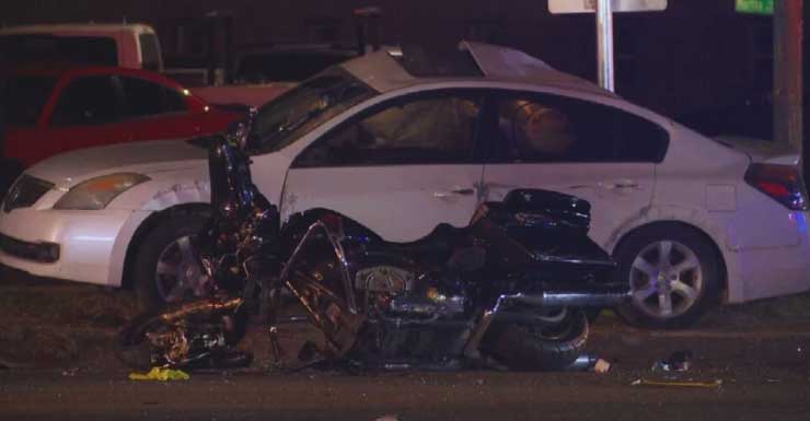 3 pessoas hospitalizadas após acidente envolvendo motocicleta em Pensacola, na New Warrington Road.