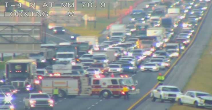 Acidente causa congestionamento na I-4 em Orange County