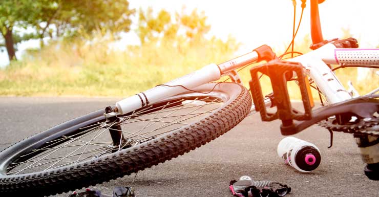 Ciclista morre e motorista de Seminole é preso após acidente em Pinellas County, segundo a Patrulha Rodoviária da Flórida