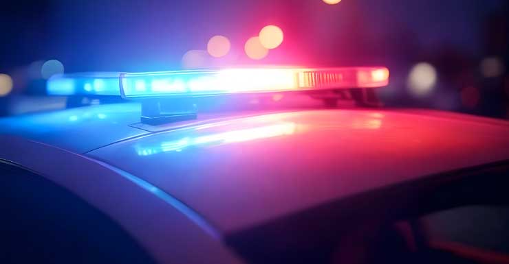 Homem de Gainesville é preso após arrastar idoso pelo pescoço