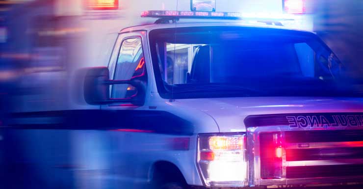 Mãe hospitalizada após ser baleada acidentalmente por criança de 2 anos