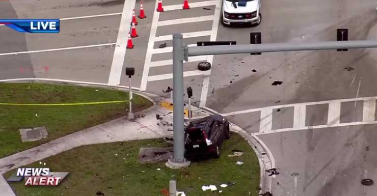 Uma pessoa morre após acidente com dois veículos em Davie; pista sul da University Drive fechada na SW 36th St.