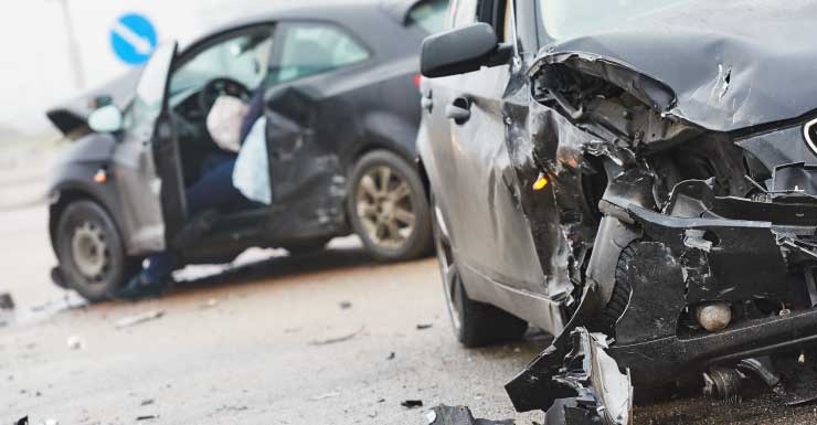 Acidente com vários veículos causa grandes atrasos na I-75