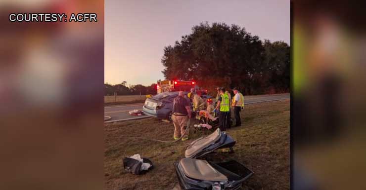 Equipes do Alachua County Fire Rescue respondem a capotamento próximo a Hawthorne