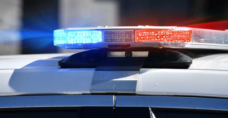 Motorista envolvida em atropelamento com fuga é presa após ser flagrada inalando óxido nitroso em Gainesville