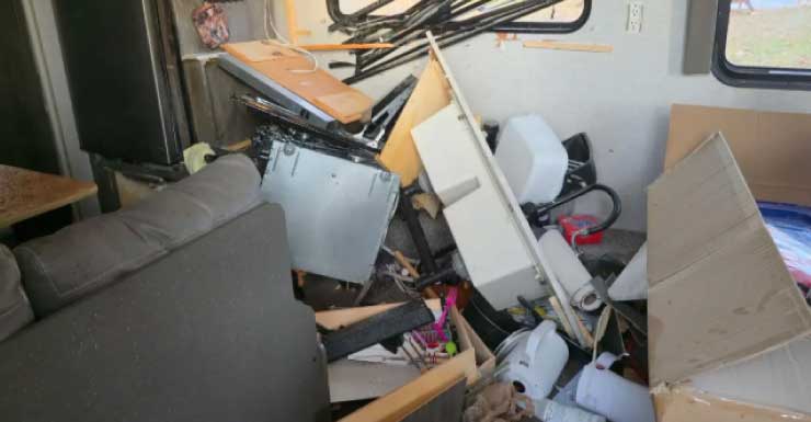 Uma pessoa fica ferida em explosão de propano em trailer no Condado de Hernando