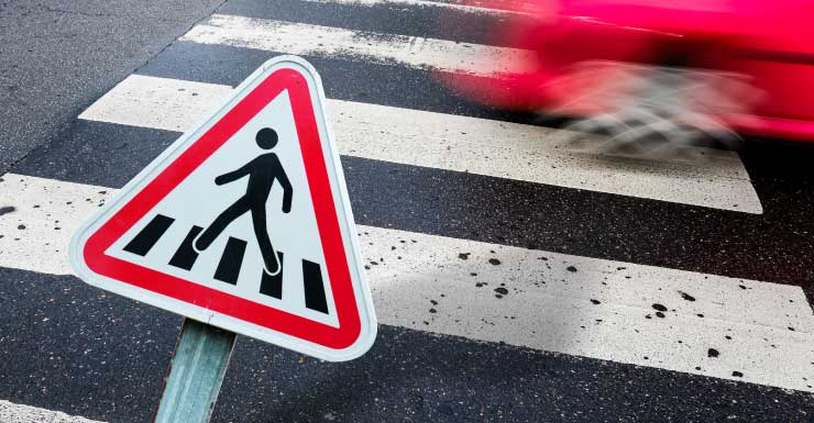 Pedestre é atropelado por SUV e morre ao atravessar a Normandy Boulevard em Jacksonville