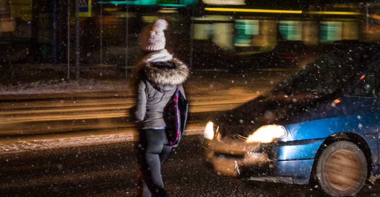Homem é preso após atropelar fatalmente 2 estudantes universitários na Collins Avenue e fugir para Walgreens, diz a polícia