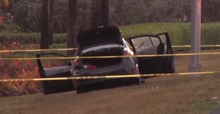 Parada de trânsito na Flórida termina com policial esfaqueado, mulher baleada e criança sob custódia do DFS